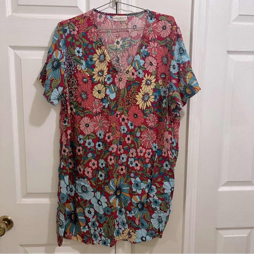NATURAL LIFE Floral V-Neck Tunic Dress in Red, Blue, Yellow, Pink